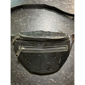 Patricia Nash Black Tooled Italian Leather Fanny Pack Waist Bag Floral Embossed